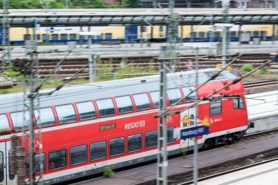 Regionalzug Regionalzug