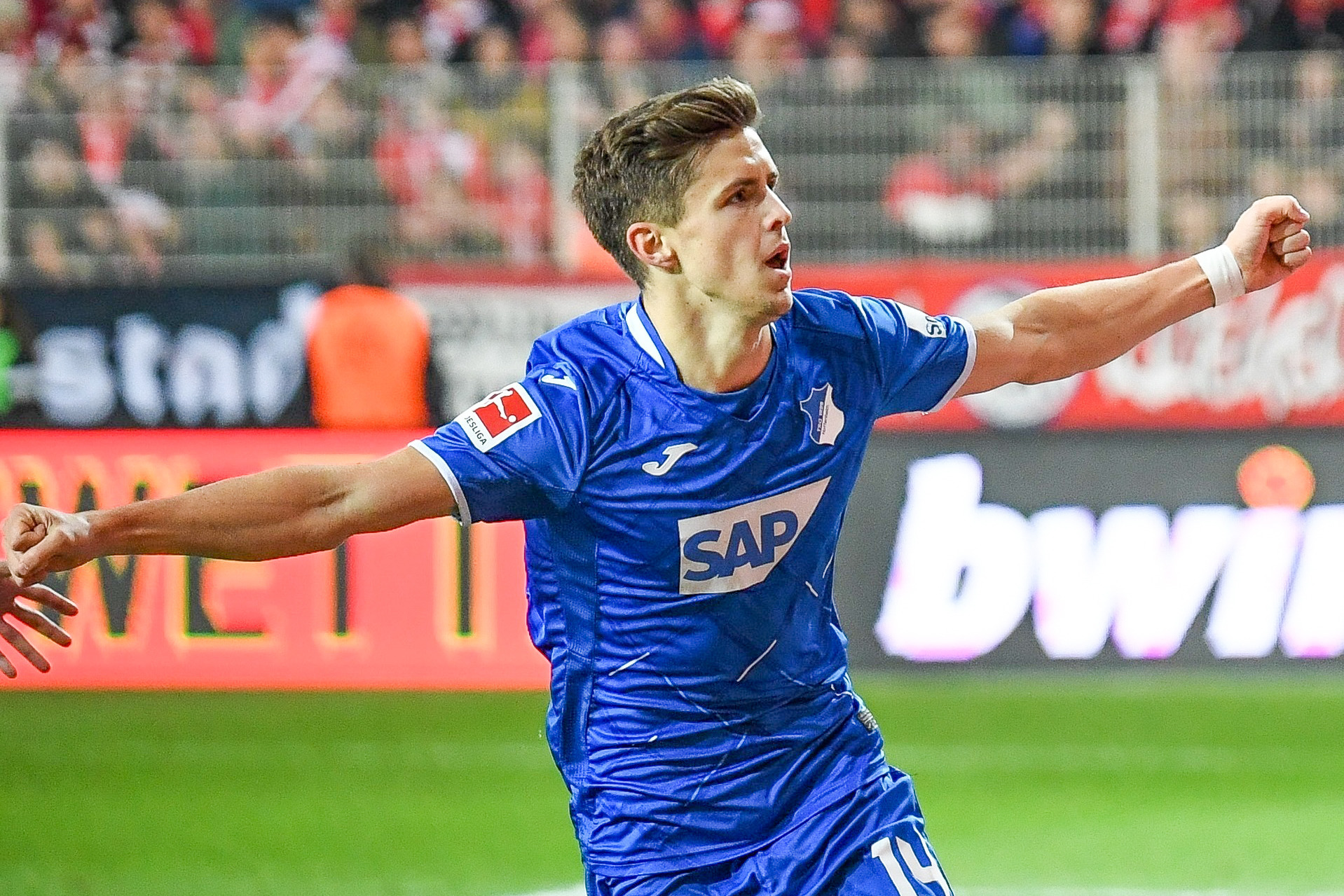 Tsg Hoffenheim Hoeness Bangt Um Christoph Baumgartner 1899 Nachrichten Rnz