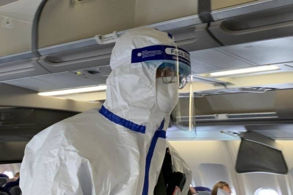 Beamter der chinesischen Gesundheitsbehörde Beamter der chinesischen Gesundheitsbehörde
