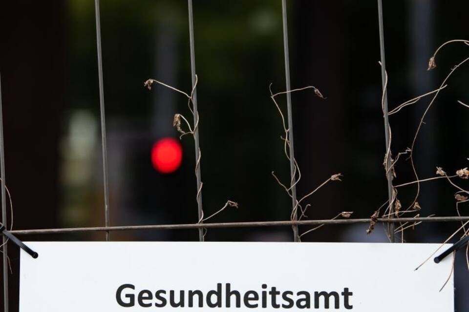 Größerer Coronavirus-Ausbruch nach Feiern in Göttingen Größerer Coronavirus-Ausbruch nach Feiern in Göttingen