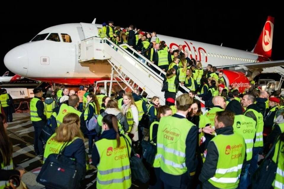 Keine Entschädigung für Massenentlassung bei Air Berlin Keine Entschädigung für Massenentlassung bei Air Berlin