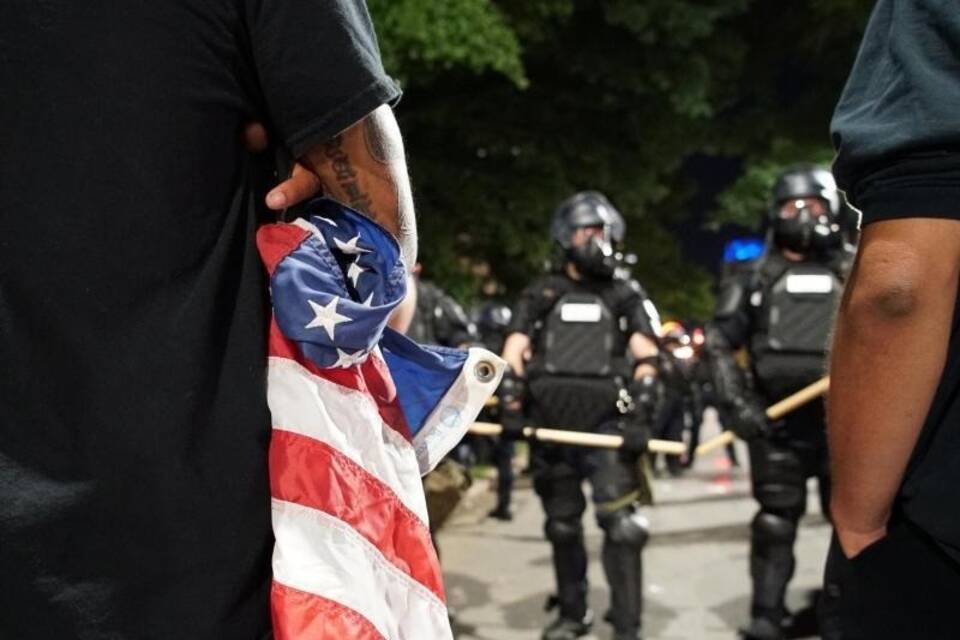 USA USA
