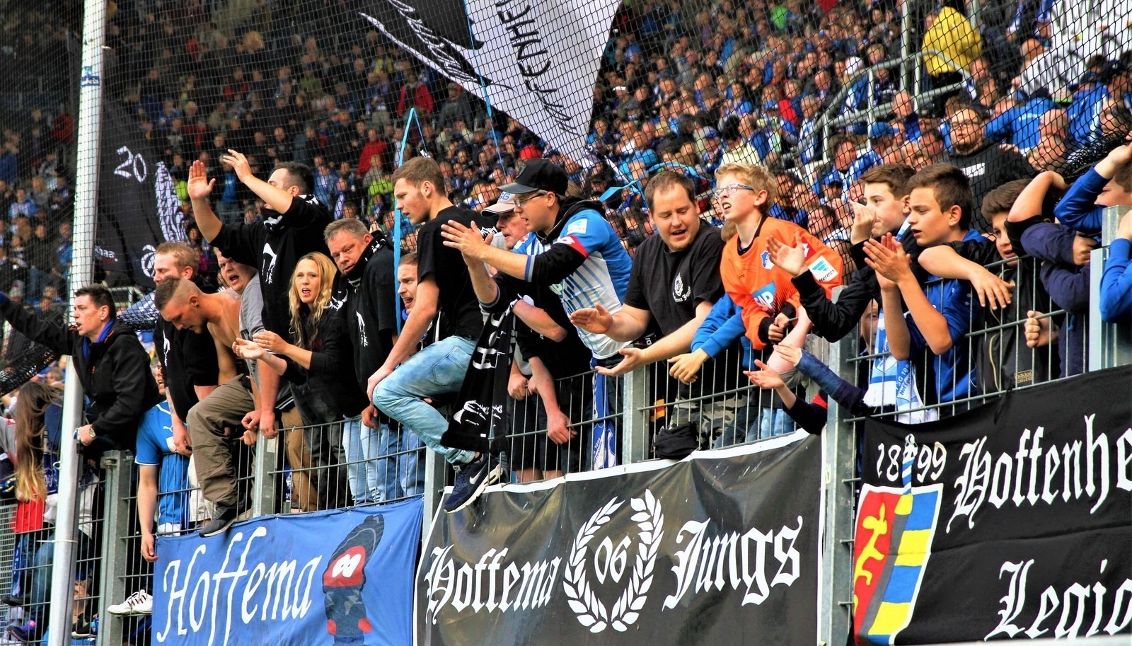 Gefrustete Hoffenheim-Fans: "Wenn das alles fehlt, macht dieser Sport