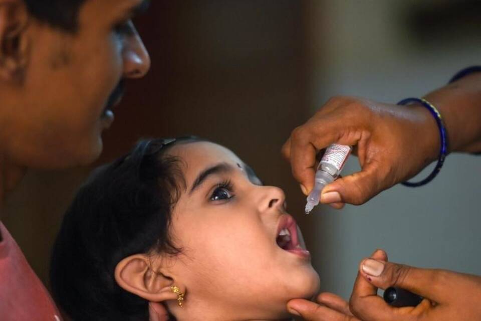 Milliarden für Impfung von Kindern gesucht