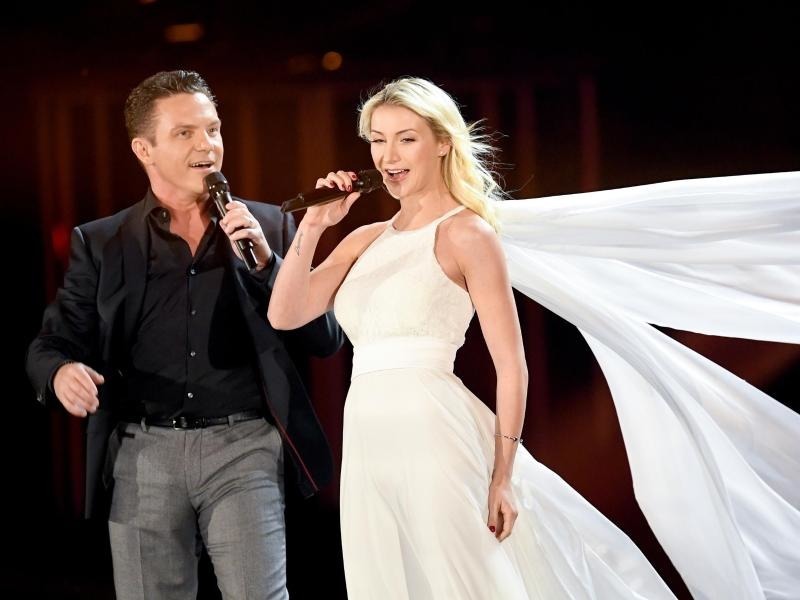 «Total verliebte Show»: Schlagerstars heiraten live im ...