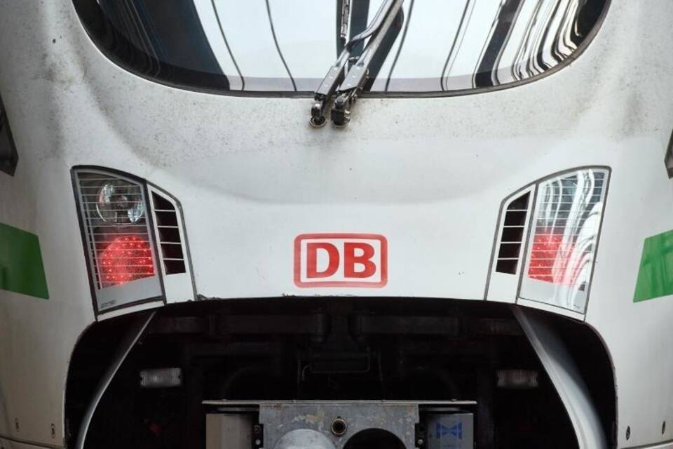Bahn-Fernverkehr Bahn-Fernverkehr