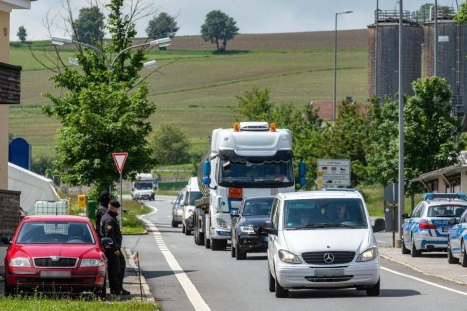 Tschechien öffnet wieder Grenze