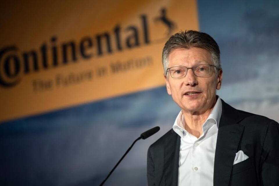 Elmar Degenhart Elmar Degenhart