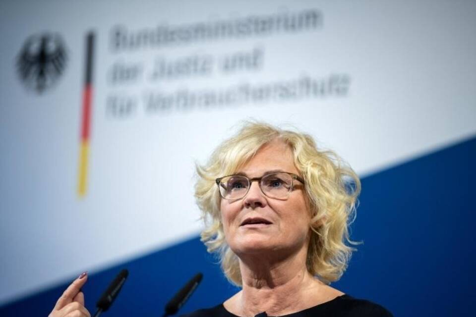 Christine Lambrecht Christine Lambrecht