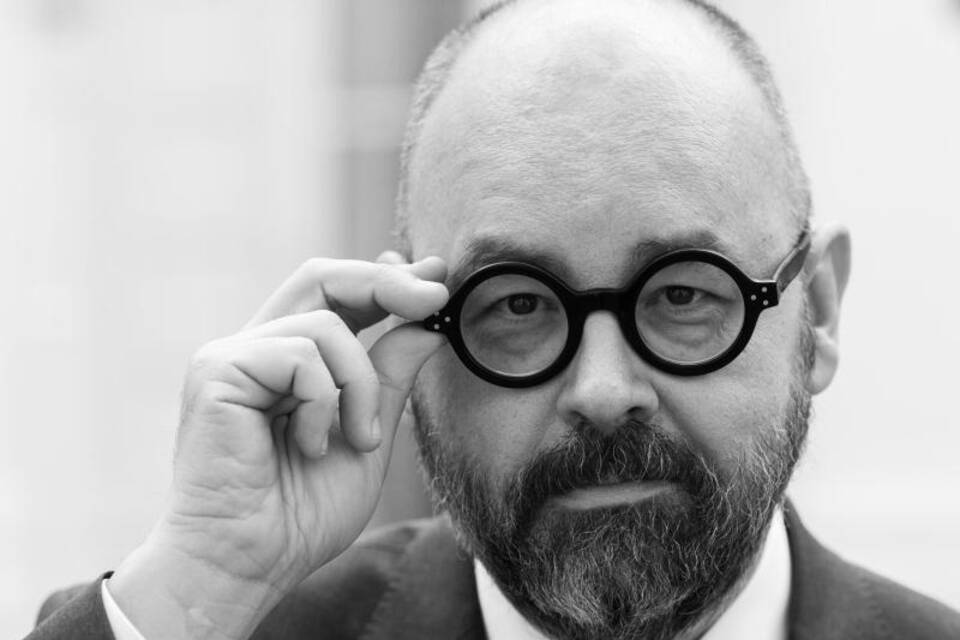 Carlos Ruiz Zafón Carlos Ruiz Zafón