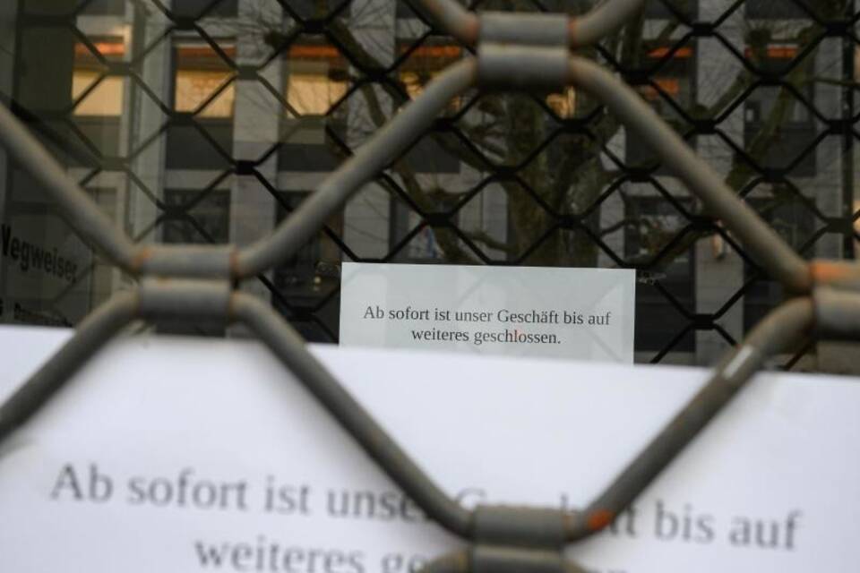 "Geschlossen" "Geschlossen"