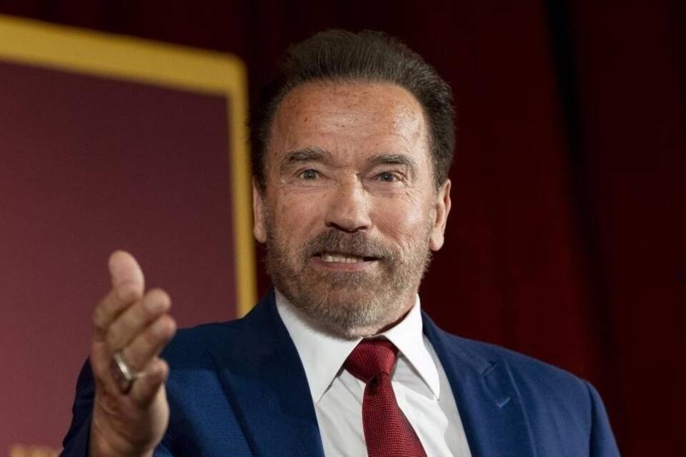 Arnold Schwarzenegger