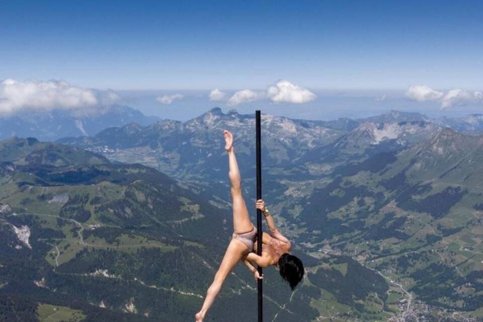 Akrobatikshow in der Schweiz