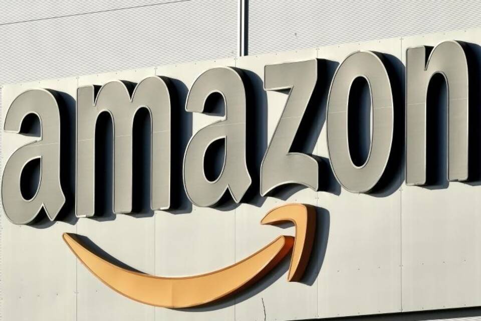 Amazon-Logo Amazon-Logo