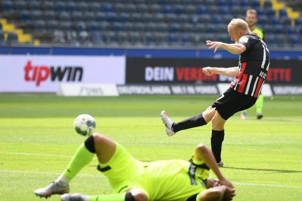 Eintracht Frankfurt - SC Paderborn 07 Eintracht Frankfurt - SC Paderborn 07