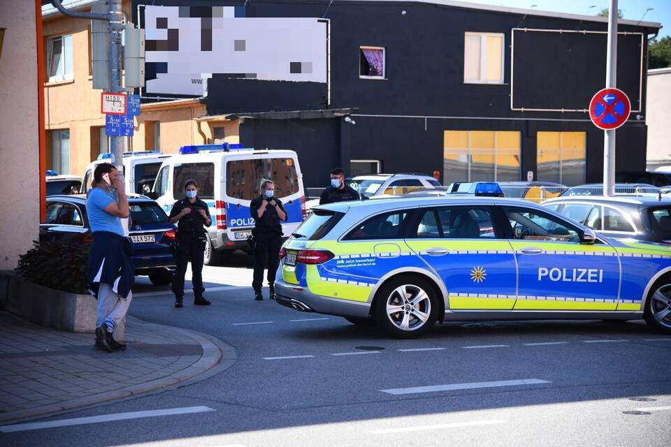 Razzia der Polizei in Mannheim Neckarstadt.