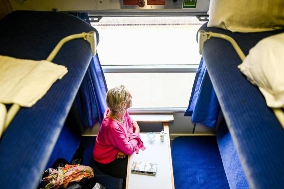 Schlafen auf der Schiene