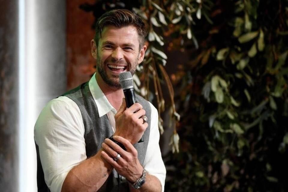 Chris Hemsworth Chris Hemsworth