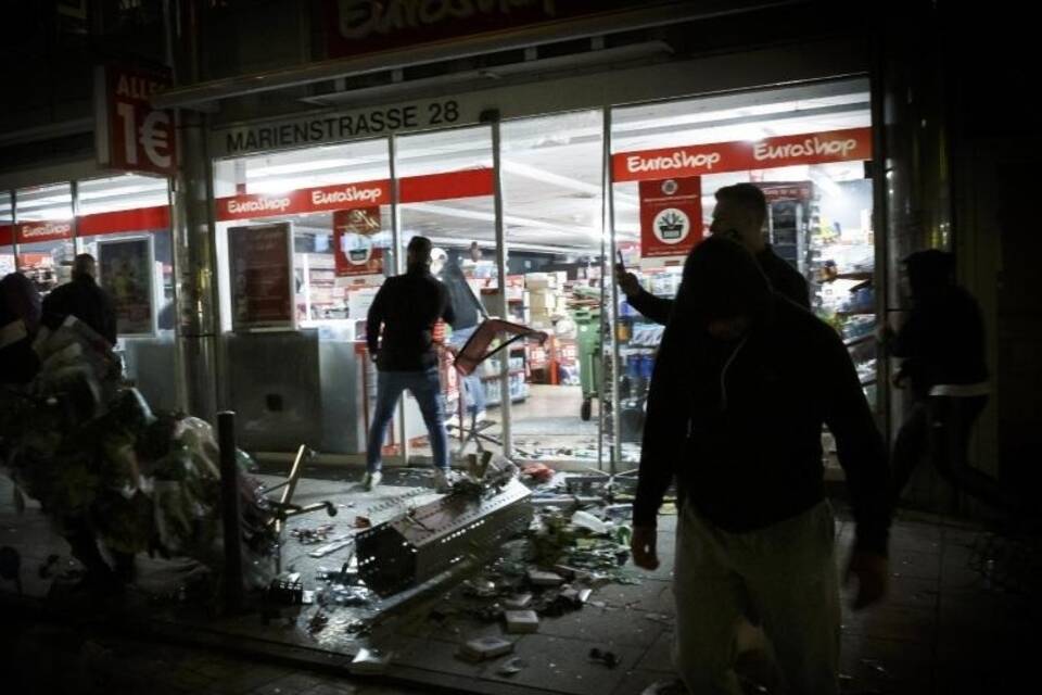 Randale und Plünderungen in Stuttgart