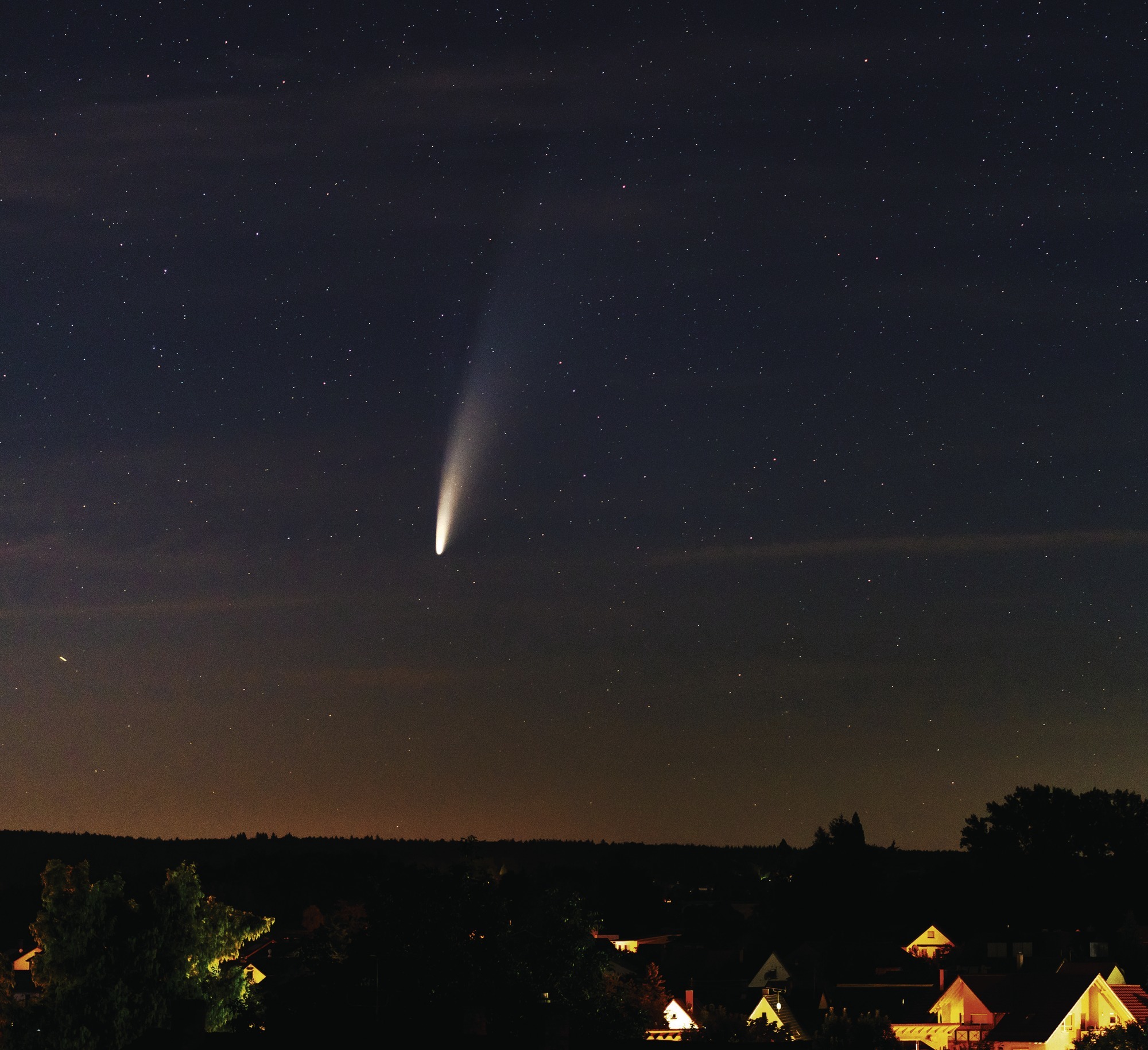 Neckar Odenwald Kreis Den Kometen Neowise Kann Man Mit Blossem Auge Sehen Mosbach Rnz