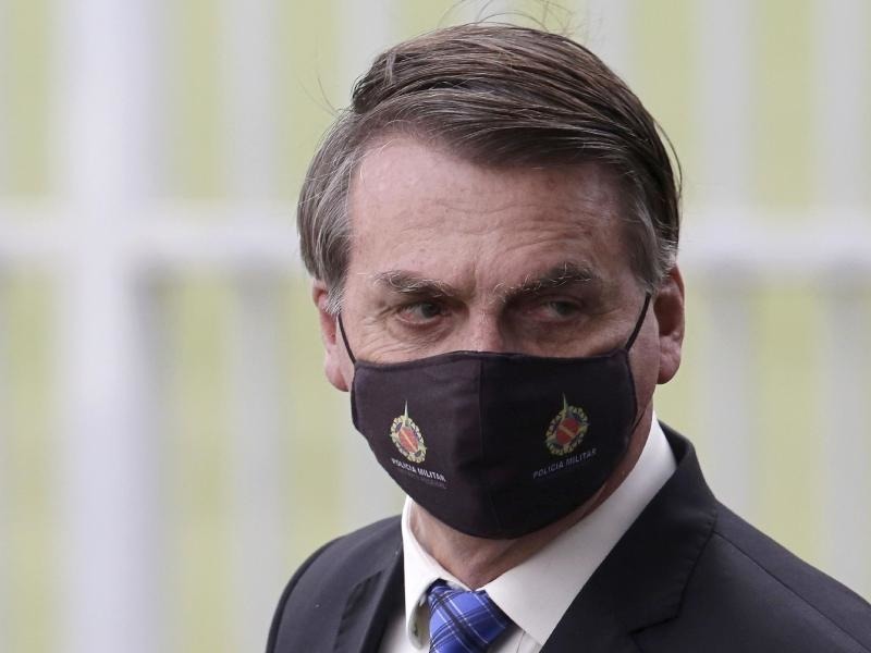 Brasilien: Bolsonaro: Erneut positiv auf Coronavirus ...