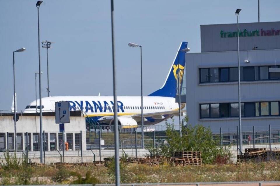 Ryanair will Basis am Flughafen Hahn schließen