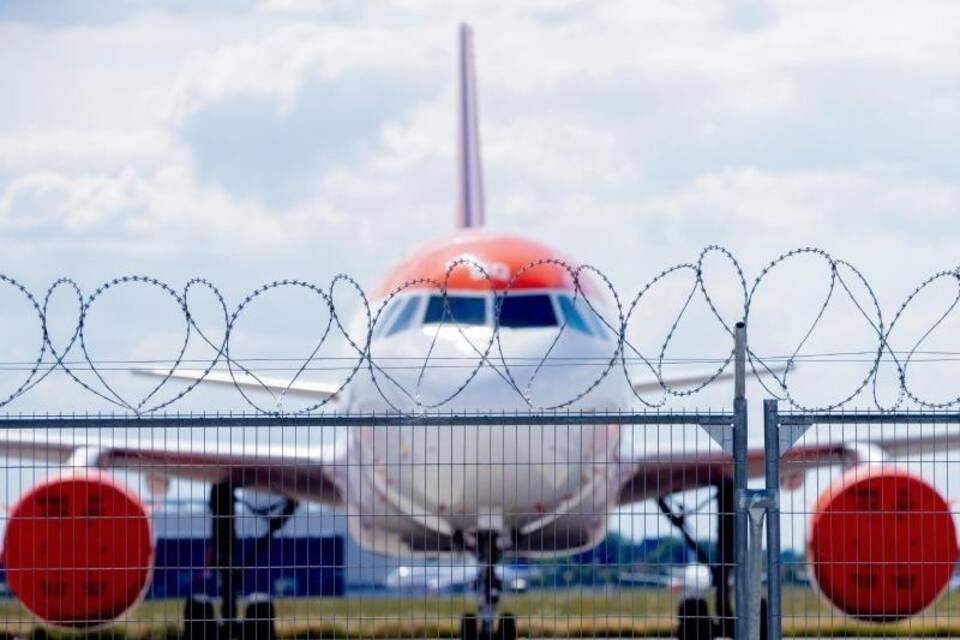 Hauptstadtflughafen Berlin Brandenburg BER