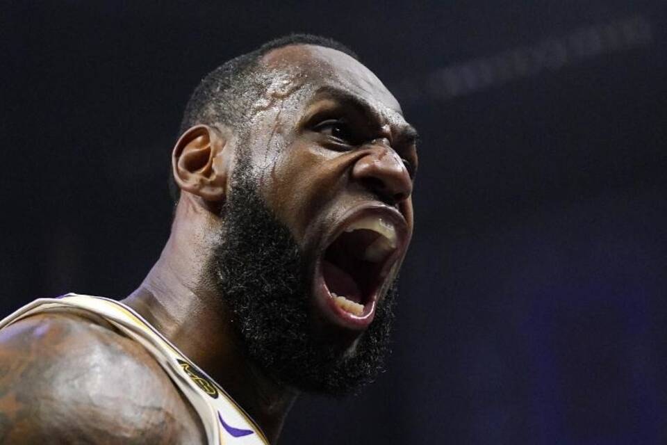 LeBron James LeBron James