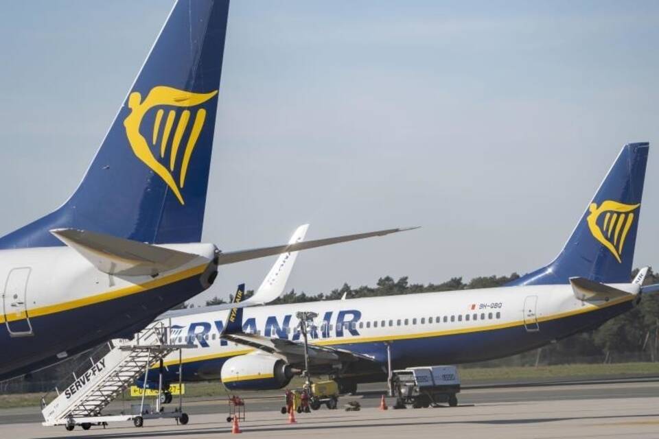 Flughafen Weeze Flughafen Weeze