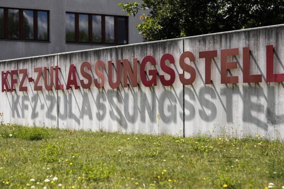 Auto-Zulassung Auto-Zulassung