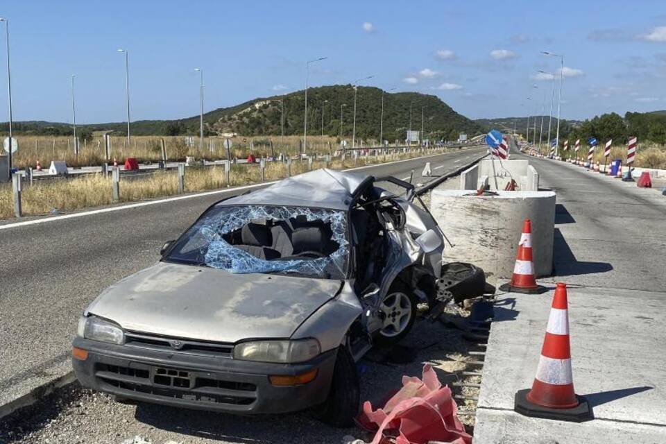 Sieben Tote bei Unfall in Griechenland Sieben Tote bei Unfall in Griechenland