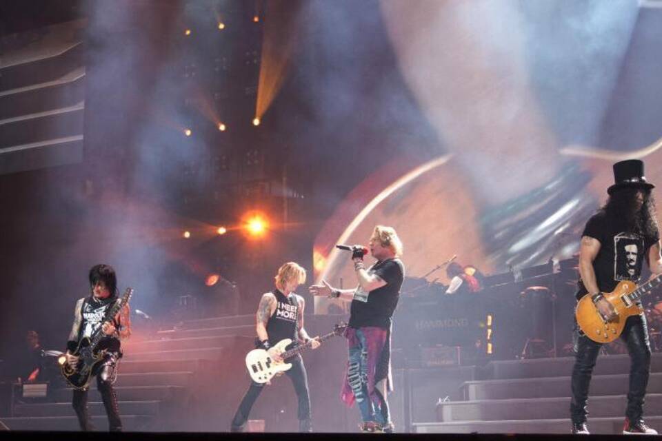 Guns N' Roses Guns N' Roses