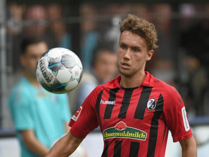 Transfermarkt Nationalspieler Waldschmidt Wechselt Zu Benfica Rhein Neckar Zeitung Regionalnachrichten Rnz